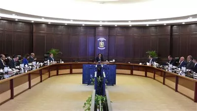 مدبولى يتابع خطوات إنشاء مجمع إنتاج الصودا آش بمدينة العلمين الجديدة