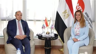 رئيس الرقابة المالية يترأس إحدى لجان اختيار الكوادر النسائية لبرنامج «المرأة تقود للتنفيذيات»