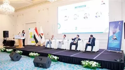 «الوزراء» يطلق مبادرة لخلق موارد مستدامة للنقد الأجنبي في مصر