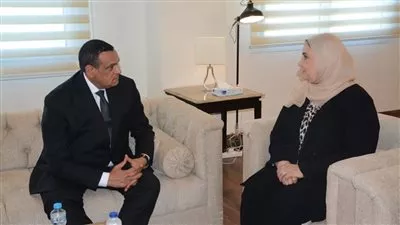 وزيرا التضامن والتنمية المحلية يبحثان تعزيز التعاون في تسويق منتجات التراث الحرفي 