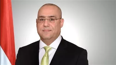 وزير الإسكان يٌصدر 5 قرارات لإزالة التعديات بالساحل الشمالي الغربي و العبور والسادات