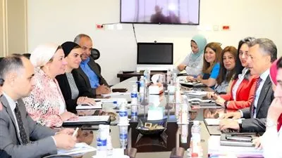 وزيرا السياحة والبيئة يبحثان سبل تعزيز التعاون المشترك