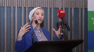 وزيرة البيئة: تطوير وتنمية السياحة البيئية يساهم فى دعم الاقتصادات الوطنية