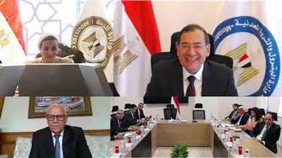 وزير البترول يناقش مقترح «إيني» الإيطالية لإقامة مشروع مجتمعي في بورسعيد