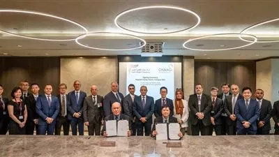 وزير الطيران يشهد توقيع مذكرتي تفاهم لتطوير مطار القاهرة الدولي