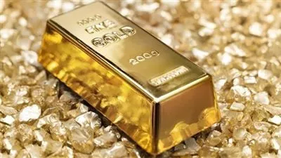 الذهب يربح 5 دولارات في المعاملات الفورية