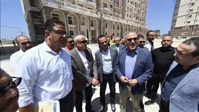 وزير الإسكان يتفقد سير العمل بمشروعات «صوارى» بالإسكندرية