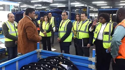 مدبولي يطلب من الرابطة الأفريقية الحوافز المطلوبة لإقامة مصانع السيارات فى مصر