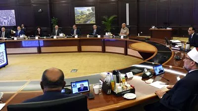 مجلس الوزراء يوافق على اتفاق تمويل لتحويل سكك حديد أبو قير لمترو