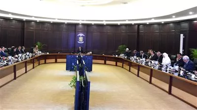 الحكومة توقع عقد تأمين جماعي على حياة الموظفين بالعاصمة الإدارية