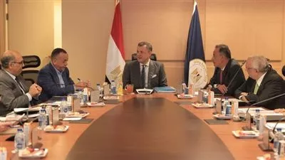 وزير السياحة والآثار يترأس اجتماع مجلس إدارة المجلس الأعلى للآثار