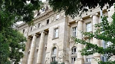 البنك المركزي المجري يخفض سعر الفائدة 100 نقطة أساس