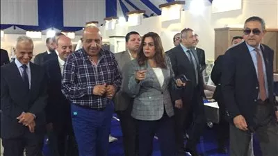 قطاع الأعمال: تسويق منتجات «دمياط للأثاث» عبر فروع «عمر أفندي» و«بيع المصنوعات»