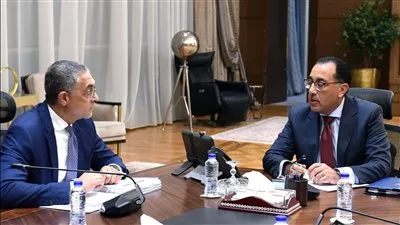 رئيس الوزراء يتابع جهود تشجيع وجذب الاستثمارات المحلية والأجنبية