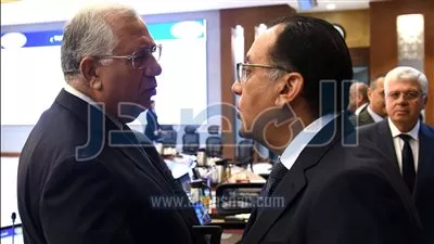 وزير الزراعة يستعرض التركيب المحصولي للموسم الزراعي 2022-2023 مُقارنةً بالمُستهدف في 2023-2024