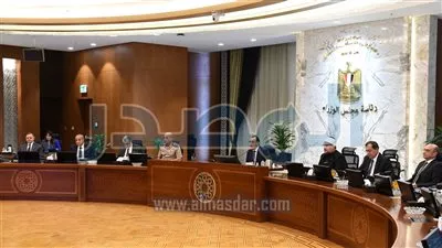 «الوزراء» يوافق على مشروع قانون زيادة علاوة غلاء المعيشة الاستثنائية للموظفين