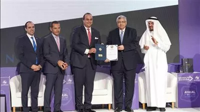 مصر تفوز بالجائزة البلاتينية في «قيادة الصحة الرقمية» على مستوى الوطن العربي