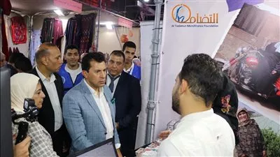 مؤسسة التضامن للتمويل الأصغر تشارك بمعرض «بيزنس يا شباب» للمنتجات الحرفية واليدوية