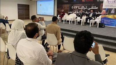 تنظيم ندوات يومية بمعرض تراثنا لتعزيز قدرات أصحاب المشروعات على التسويق والتصدير 