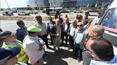 وزير الإسكان يوجه رسالة شديدة اللهجة لشركات المقاولات العاملة بالعلمين الجديدة