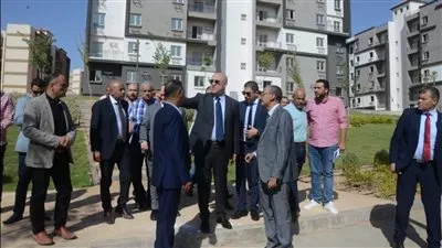 وزير الإسكان يتابع تسليم المرحلة الأولى وتنفيذ المرحلتين الثانية والثالثة بمشروع «زهرة العاصمة» 