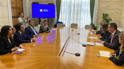 مصر تبحث مع إيطاليا سبل التعاون المشترك في مجال السياحة