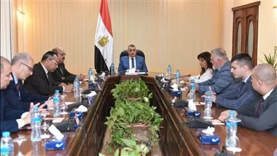 وزير الإنتاج الحربي يبحث التعاون المصري اليوناني المشترك بمجال الصناعات الدفاعية