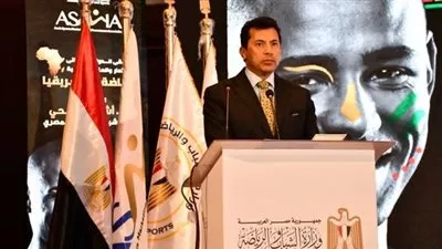 وزير الرياضة يفتتح الملتقى الدولي الثاني للاستثمار والصناعة الرياضية