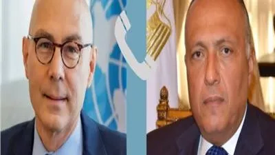 شكري ومفوض حقوق الإنسان يؤكدان أهمية نفاذ المساعدات الإنسانية لغزة دون عوائق