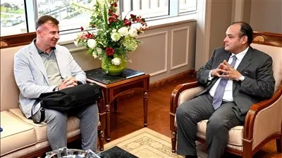 شركة كوفرا الإيطالية تستهدف إقامة مصنع في مصر باستثمارات 10 ملايين يورو 