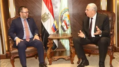 وزير الزراعة يبحث التعاون بين مصر وفنزويلا بمجال تبادل الصادرات الزراعية
