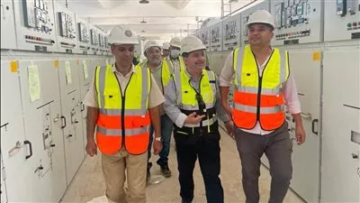 وزير الإسكان يتابع تنفيذ محطة كهرباء حدائق العاصمة بتكلفة مليار جنيه