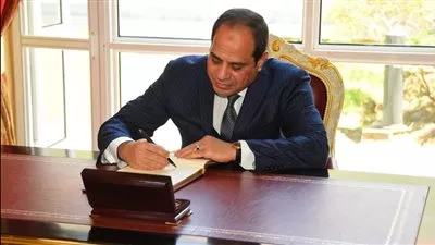  السيسي يوقع قانونا بمنح التزام بناء وإدارة محطة متعددة الأغراض بميناء سفاجا