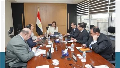 وزيرة التخطيط: انشاء 100 مدرسة جديدة على مستوى مدارس القرية الكونية 