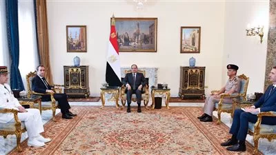 الرئيس السيسي يستقبل وزير القوات المسلحة الفرنسي