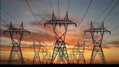المصرية للكهرباء توقع عقدا بقيمة 105 ملايين جنيه لتفريغ الطاقة المولدة من محطتين