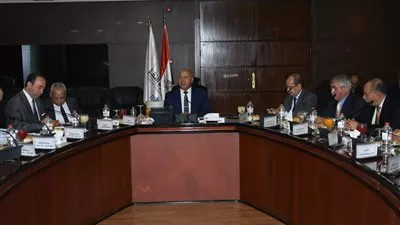 وزير النقل: موانئ مصر ليست للبيع ونرحب بالاستثمار في الإدارة والتشغيل