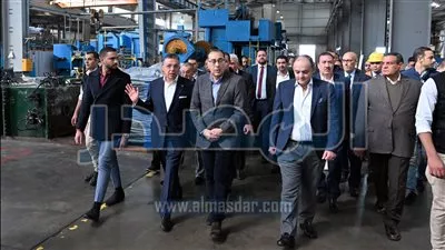رئيس الوزراء: أولوية لتعميق نسب المكون المحلي بمختلف مجالات التصنيع