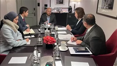  وزير النقل يتابع مستجدات الموقف التنفيذي للمشروعات المشتركة مع «ألستوم» الفرنسية 