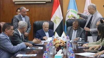 بروتوكول تعاون لإنشاء المرحلة الثالثة من مجمع الصناعات الصغيرة بأسيوط