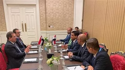 وزير البترول يبحث مع نظيره اليمني تعزيز التعاون المشترك بمجالي الغاز والتعدين