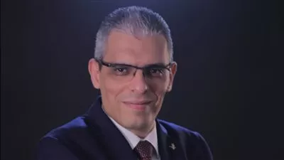 أحمد عادل منصور رئيساً للتحول الرقمي في بنك أبو ظبي التجاري مصر
