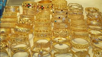 ارتفاع أسعار الذهب بدعم من تراجع عوائد السندات الأمريكية 