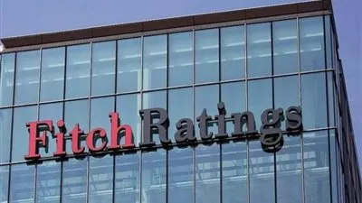 «فيتش» ترفع تصنيف مصر الائتماني إلى «B» مع نظرة مستقبلية مستقرة
