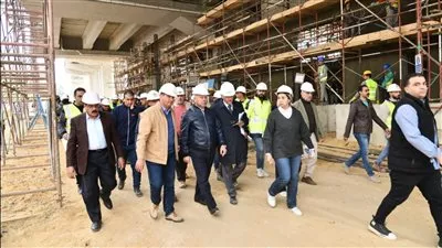  وزير النقل يتابع معدلات تنفيذ مشروع مونوريل شرق النيل 