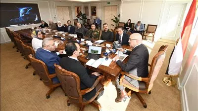 وزير الإسكان يترأس أول اجتماعات لجنة تفعيل منظومة العمران والبناء الأخضر