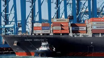 شركة CMA CGM الفرنسية تقرر عودة شحناتها لمسار البحر الأحمر