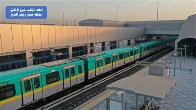 وزير النقل يعلن موعد التشغيل التجريبي  لـ6 محطات بالخط الثالث للمترو