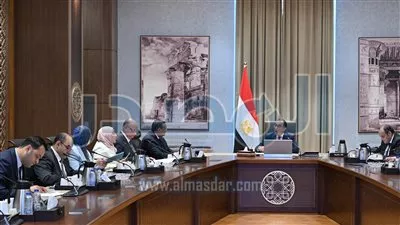 الحكومة: 2.3 مليار دولار استثمارات 1372 مصنعاً وورشة بشق الثعبان