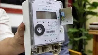 رفع أسعار الكهرباء للقطاعين المنزلي والتجاري في مصر 